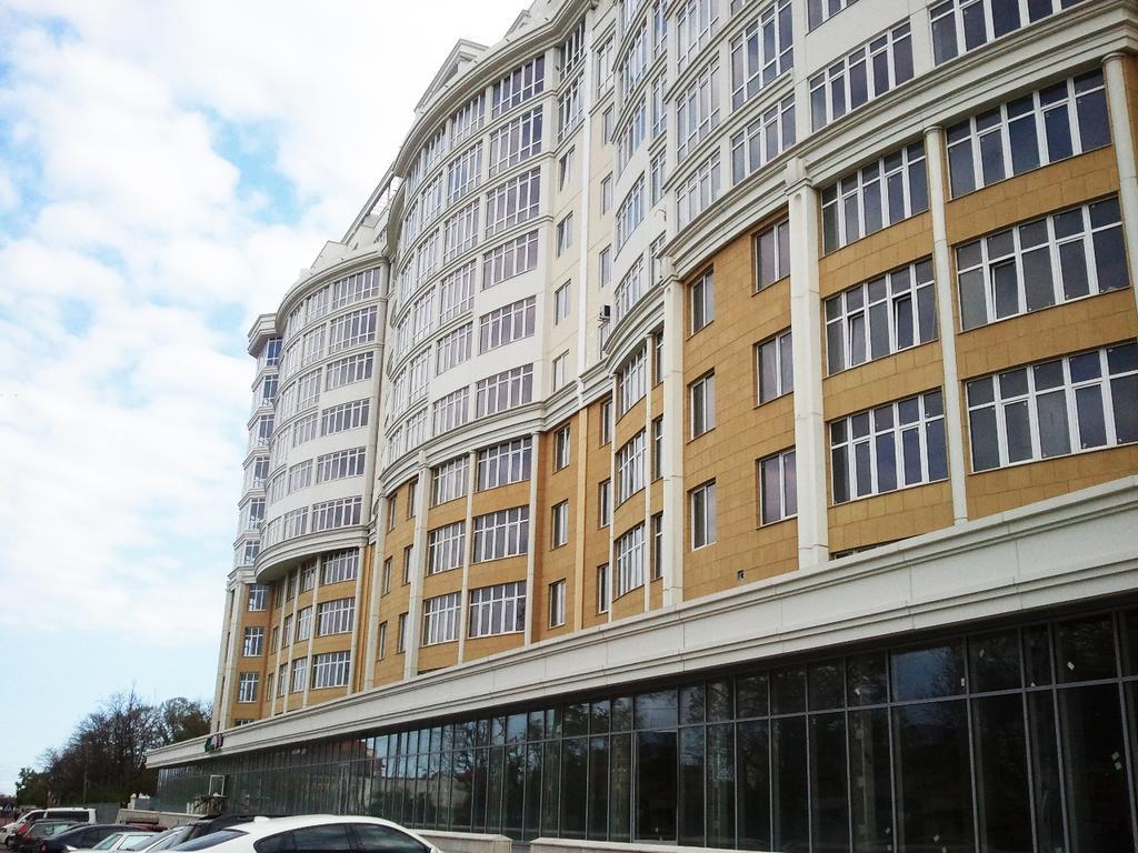 Modern Double Bedroom Apartment In Arkadia Одесса Экстерьер фото